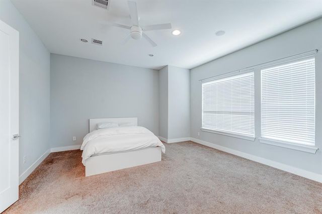 8409 Hempstead Road A, Houston, TX 77008