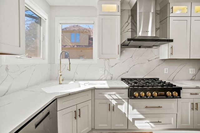 14260 Granada Court, Leawood, KS 66224