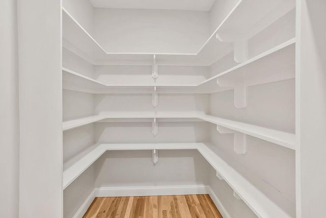 14260 Granada Court, Leawood, KS 66224