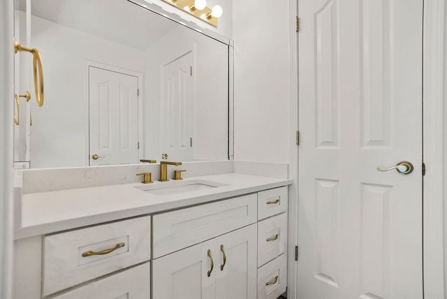 14260 Granada Court, Leawood, KS 66224