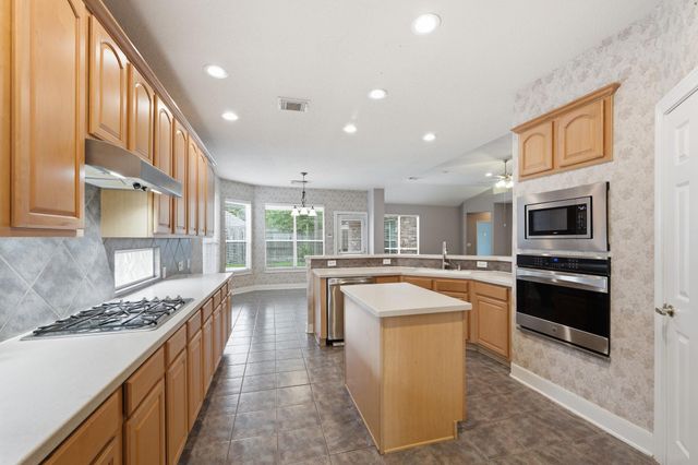 6523 Canyon Chase Drive, Richmond, TX 77469