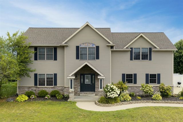 2053 Joni Lane, Stevensville, MI 49127