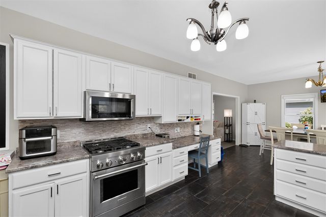 2053 Joni Lane, Stevensville, MI 49127