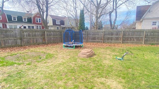 16 C Street, Niagara Falls, NY 14303