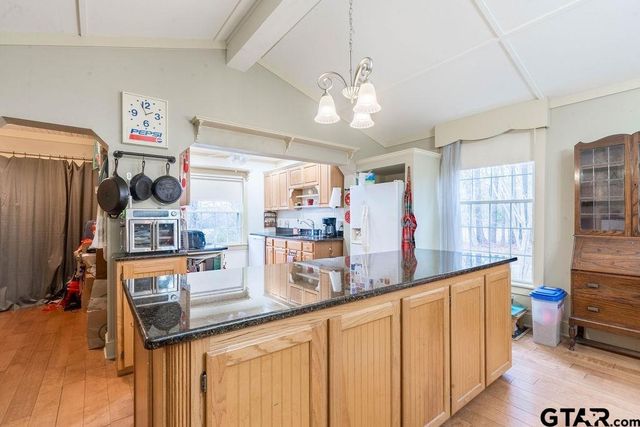 5520 FM 347 N, Jacksonville, TX 75766