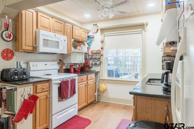 5520 FM 347 N, Jacksonville, TX 75766