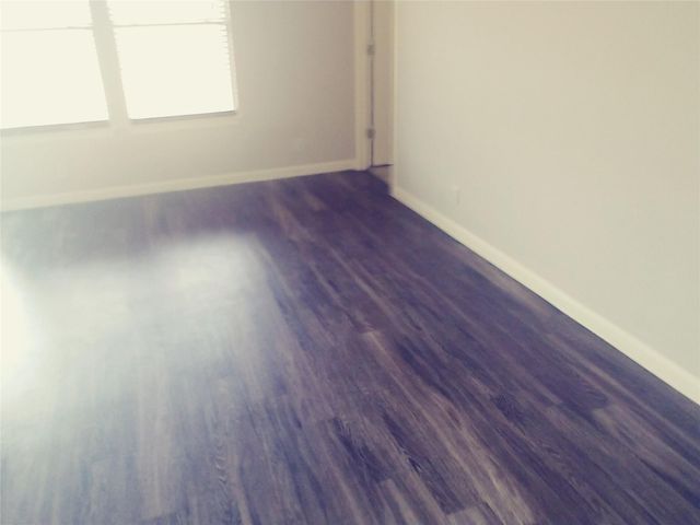 211 Wild Buffalo DR, Kyle, TX 78640