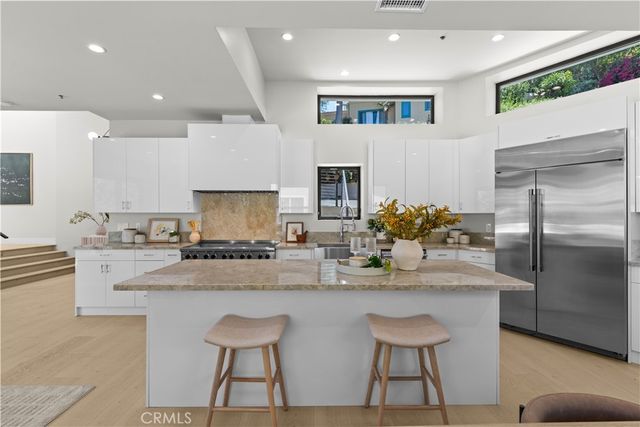 728 Bonita Dr, South Pasadena, CA 91030