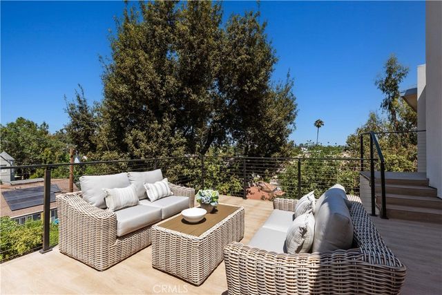 728 Bonita Dr, South Pasadena, CA 91030
