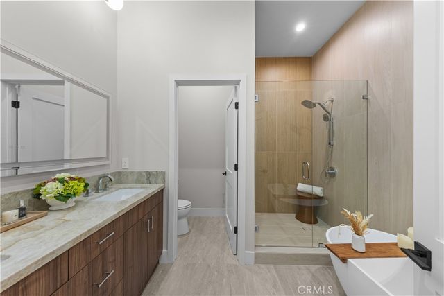 728 Bonita Dr, South Pasadena, CA 91030