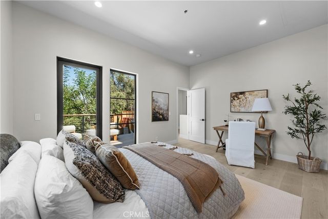 728 Bonita Dr, South Pasadena, CA 91030