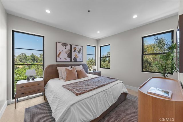 728 Bonita Dr, South Pasadena, CA 91030