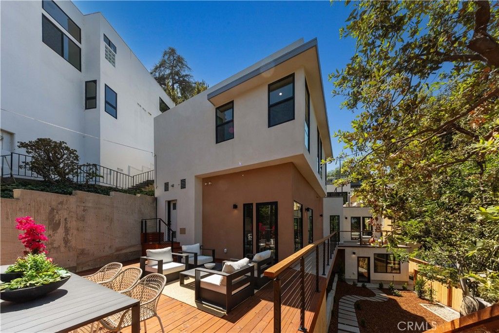 728 Bonita Dr, South Pasadena, CA 91030
