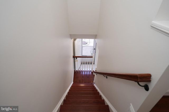 8765 BRETTON WOODS DR, Manassas, VA 20110