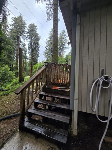 696 Kings Highway, Boulder Creek, CA 95006