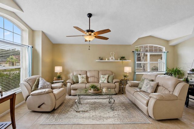 726 ROCHESTER LOOP, Davenport, FL 33897