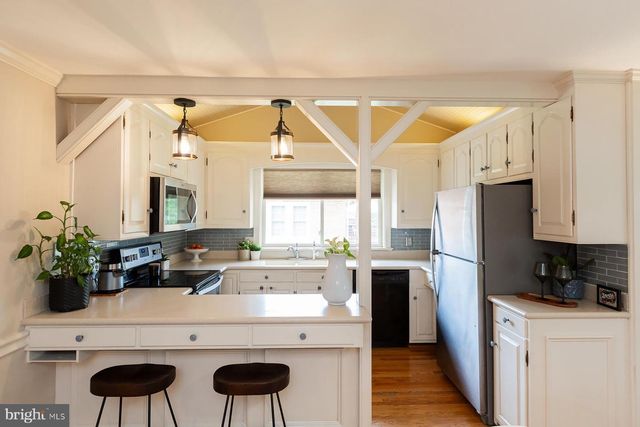 1441 HOLLYWOOD, Lancaster, PA 17601