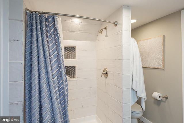 1441 HOLLYWOOD, Lancaster, PA 17601