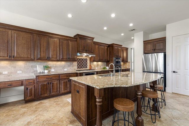 207 Broken Arrow DR, Cedar Park, TX 78613