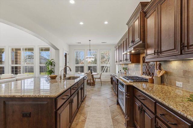 207 Broken Arrow DR, Cedar Park, TX 78613