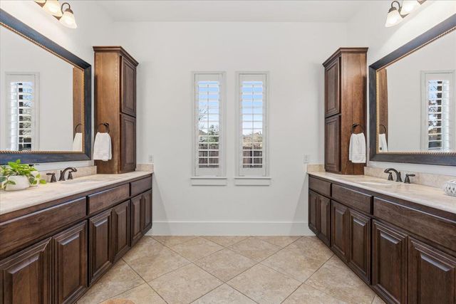 207 Broken Arrow DR, Cedar Park, TX 78613