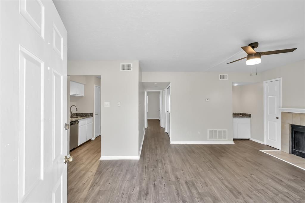 900 Holly Drive 15, Conroe, TX 77301