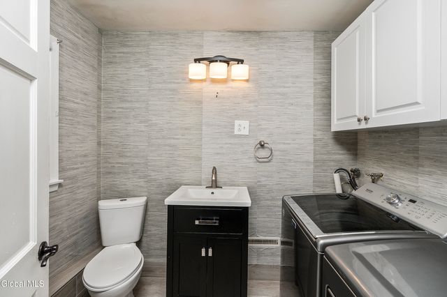 41 Northgate Drive, Guilderland, NY 12203