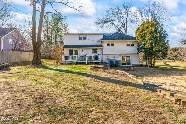 41 Northgate Drive, Guilderland, NY 12203