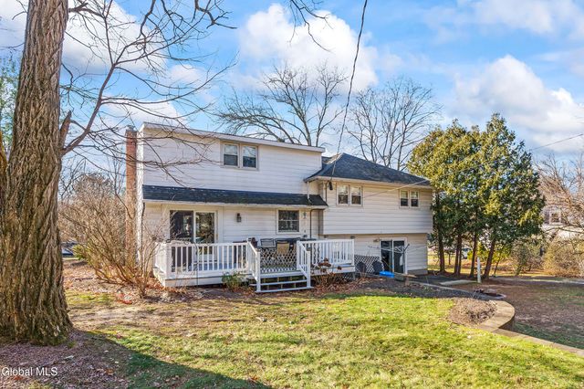 41 Northgate Drive, Guilderland, NY 12203