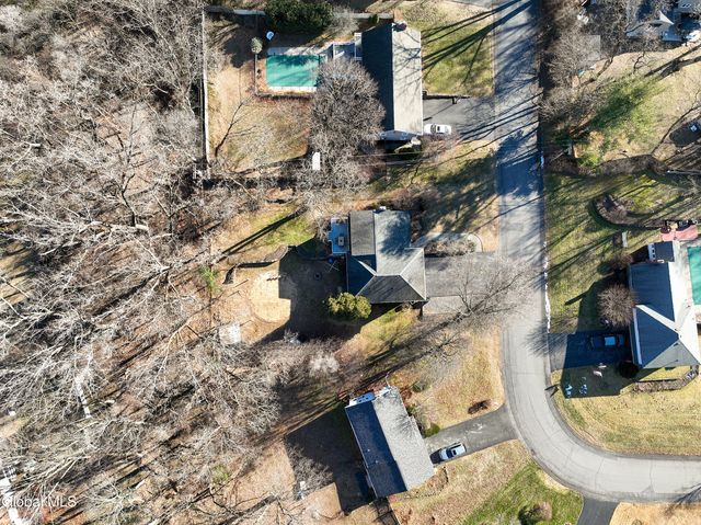 41 Northgate Drive, Guilderland, NY 12203