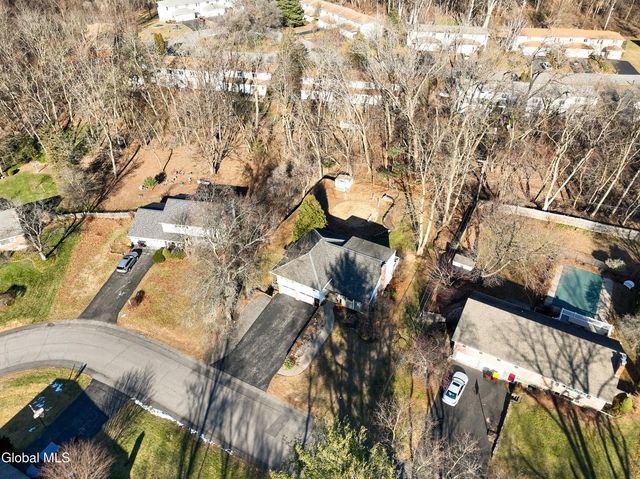 41 Northgate Drive, Guilderland, NY 12203