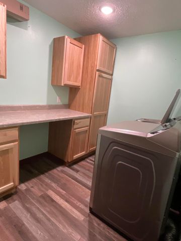 33067 School Street, Dowagiac, MI 49047