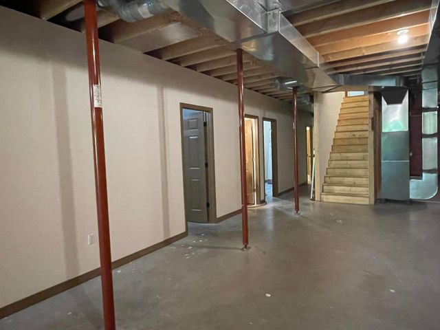 33067 School Street, Dowagiac, MI 49047