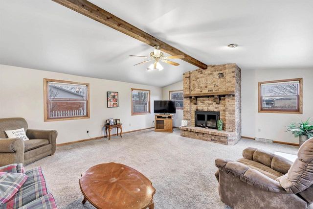 1648 DEBRA LANE, Green Bay, WI 54302