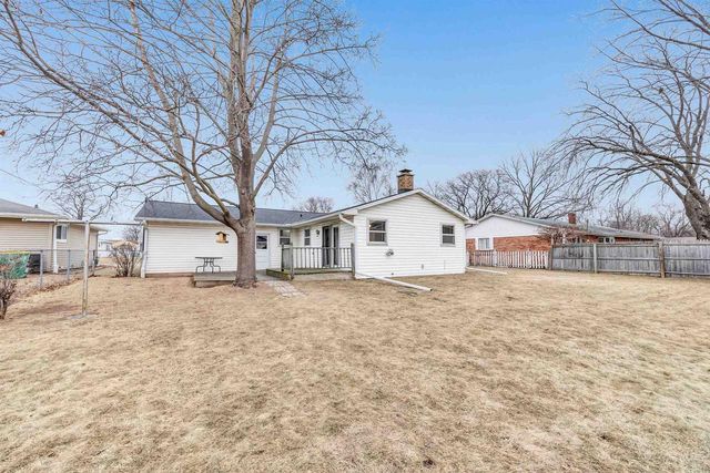 1648 DEBRA LANE, Green Bay, WI 54302