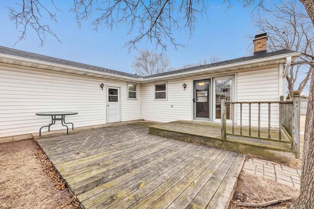 1648 DEBRA LANE, Green Bay, WI 54302