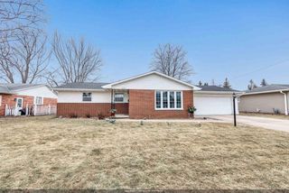 1648 DEBRA LANE, Green Bay, WI 54302