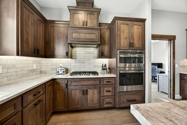 3691 Camina Drive, Medford, OR 97504