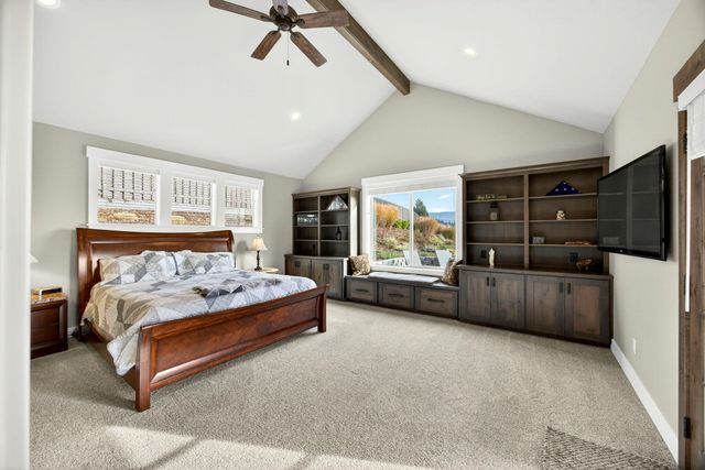 3691 Camina Drive, Medford, OR 97504