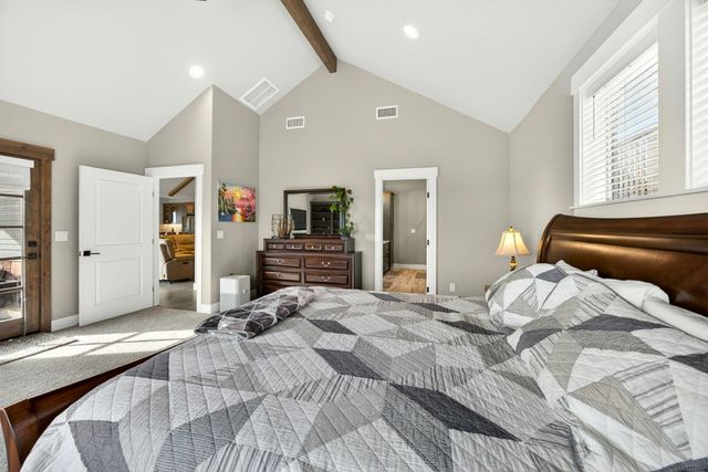 3691 Camina Drive, Medford, OR 97504