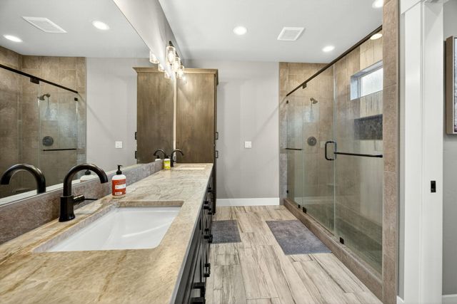 3691 Camina Drive, Medford, OR 97504