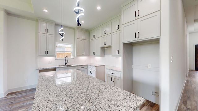 7215 Thurston Drive, Dallas, TX 75235