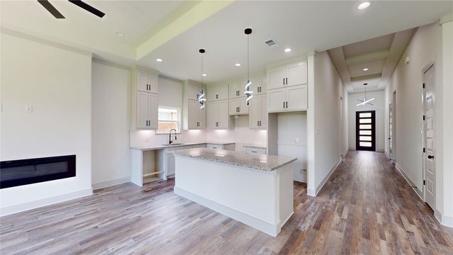 7215 Thurston Drive, Dallas, TX 75235