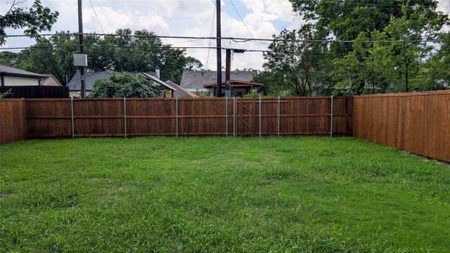 7215 Thurston Drive, Dallas, TX 75235
