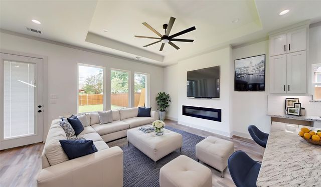 7215 Thurston Drive, Dallas, TX 75235