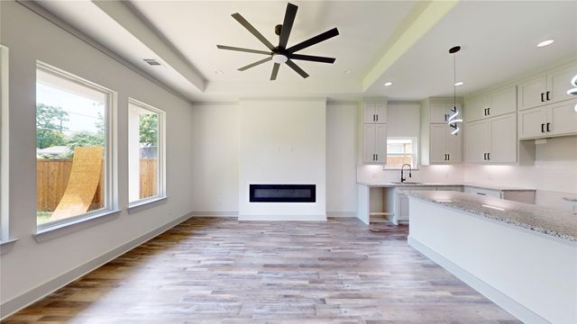 7215 Thurston Drive, Dallas, TX 75235