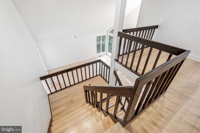 1025 RIVERTON RD, Moorestown, NJ 08057