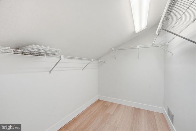 1025 RIVERTON RD, Moorestown, NJ 08057