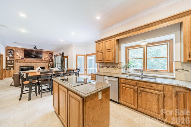 3307 Sandalwood Lane, Waxhaw, NC 28173