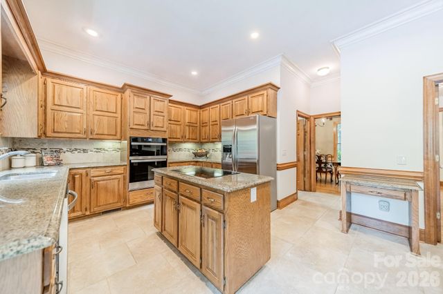 3307 Sandalwood Lane, Waxhaw, NC 28173